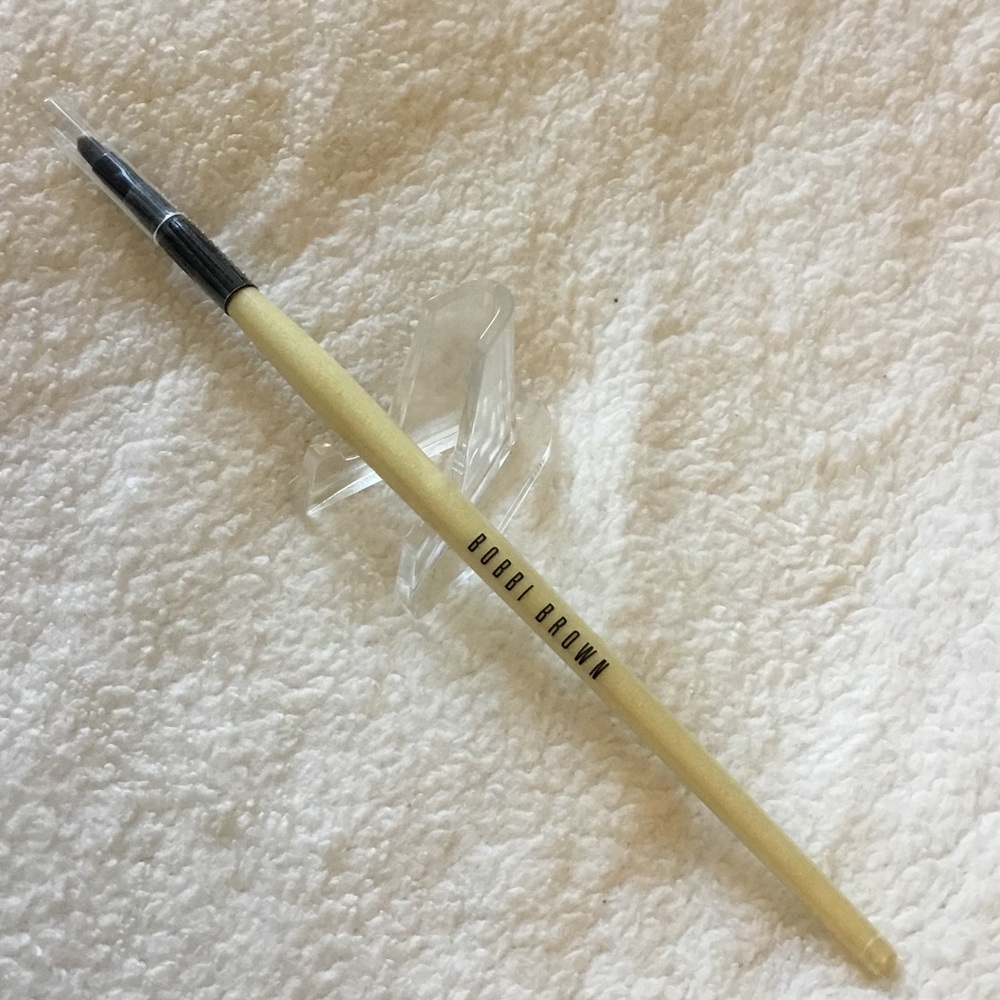 Bobbi Brown Ultra Fine Eyeliner Brush - Picture 6 of 13